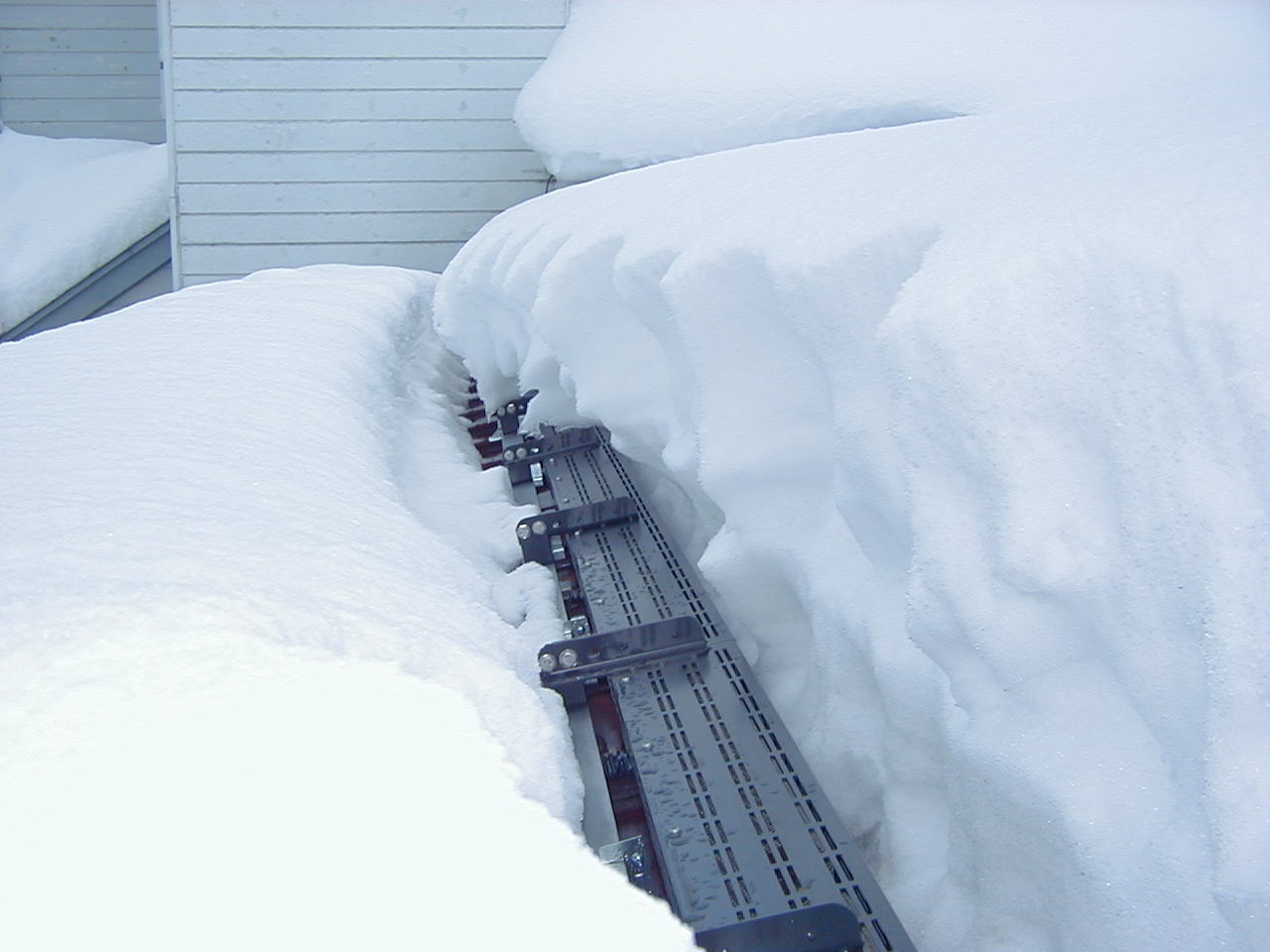 �P���̐ϐႩ��Z�ᒆ